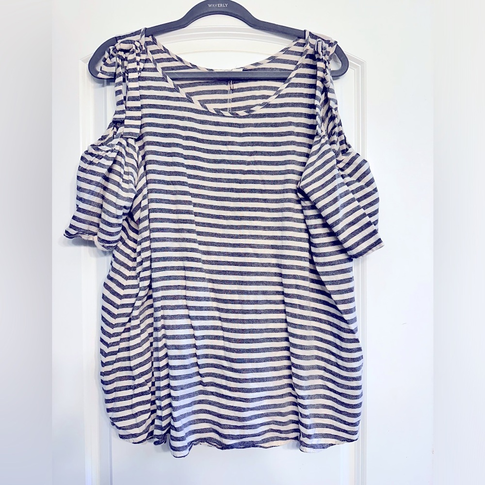 Cold shoulder, summer, linen blouse
